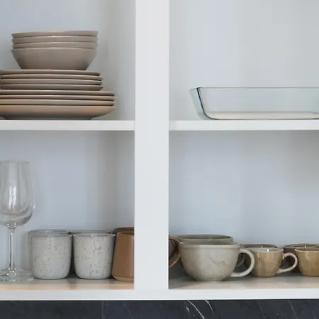 Lovely 1br & 1lr For 4p, Only 15 Min Walk To Center Διαμέρισμα