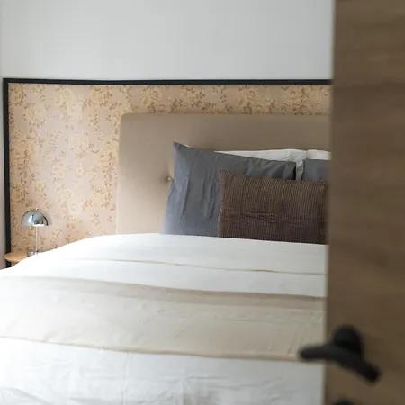 Lovely 1br & 1lr For 4p, Only 15 Min Walk To Center * Gent